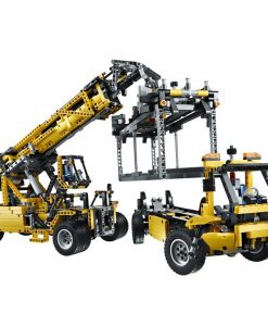 LEGO Technic Mobile Crane alt build