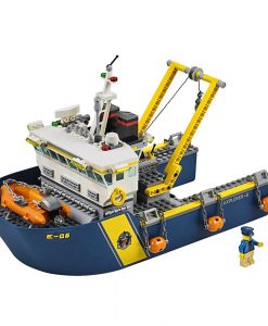LEGO 60095 vessel